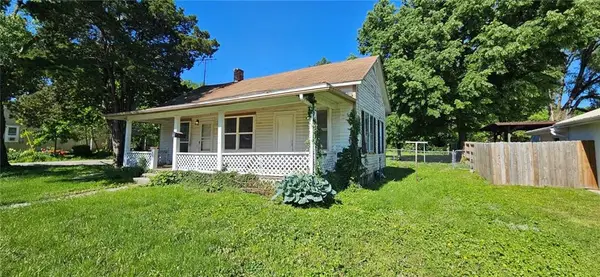 506 S Olive Street, Holden, MO 64040