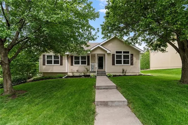 8903 NE 109th Street, Kansas City, MO 64157