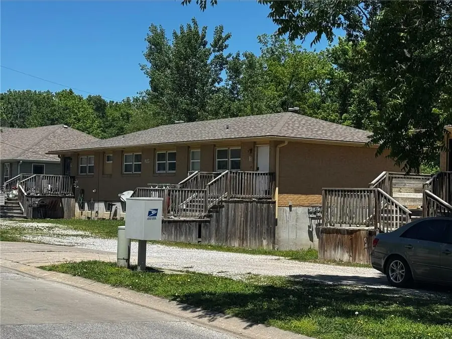 815 Broad Street, Warrensburg, MO 64093 - #2