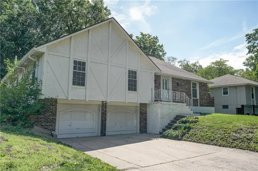 1108 SW 21st Street, Blue Springs, MO 64015 - #3