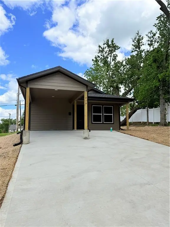 219 Ming Street, Warrensburg, MO 64093 - #2