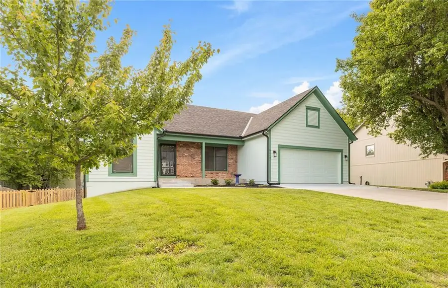 5117 Anderson Street, Shawnee, KS 66226 - #3