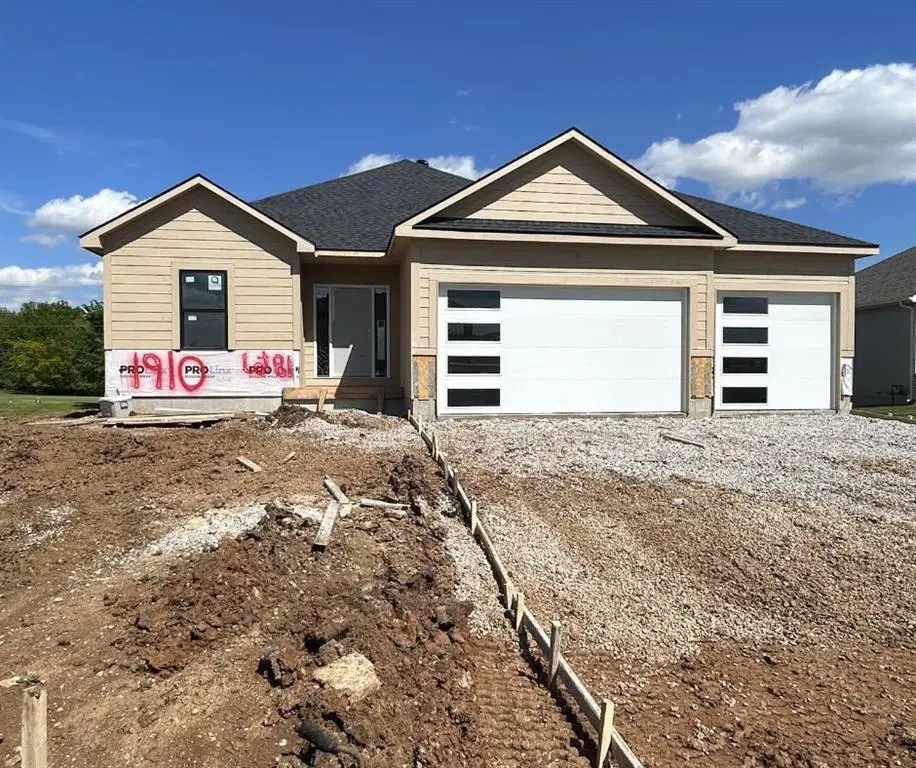 1910 Owen Drive, Pleasant Hill, MO 64080 - #1