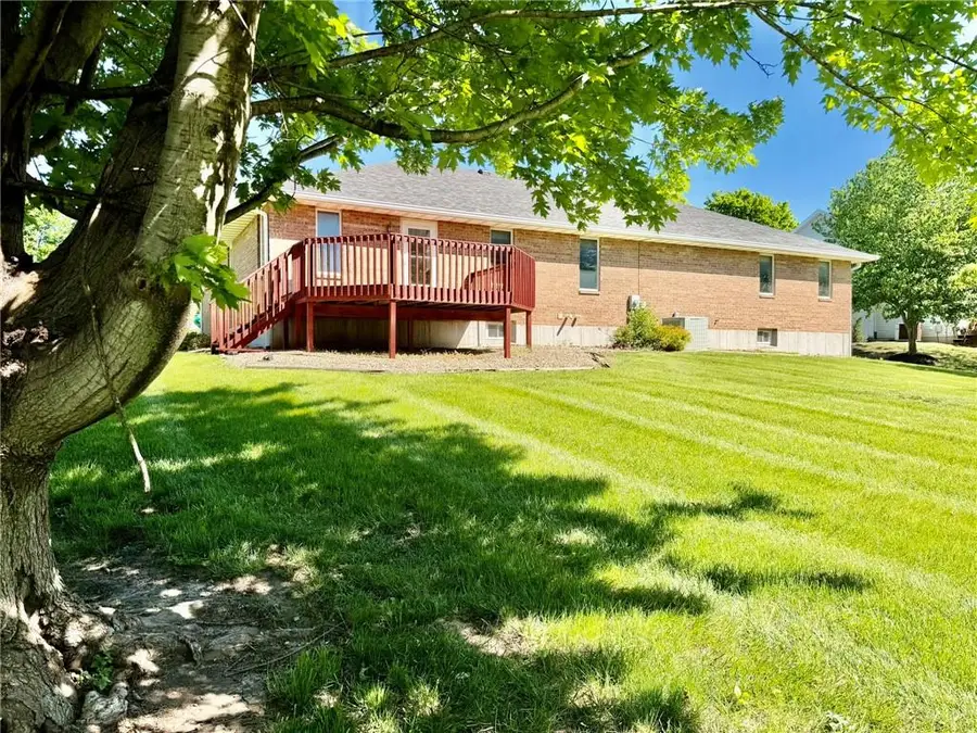 719 S Alco Avenue, Maryville, MO 64468 - #2