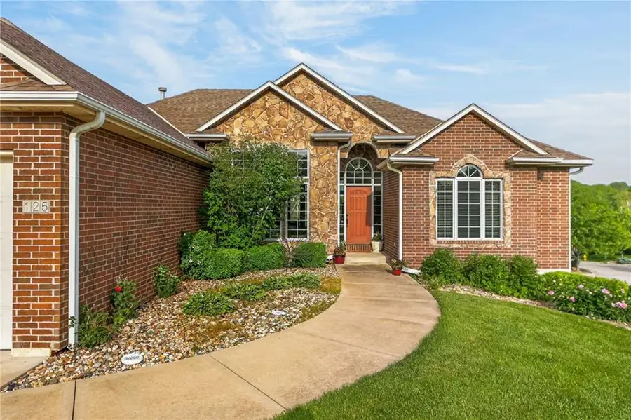 125 SW Gray Circle, Lees Summit, MO 64081 - #2
