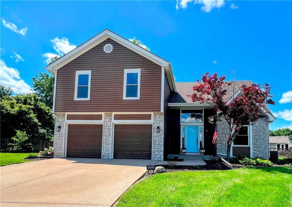 1702 NE 101st Court, Kansas City, MO 64155 - #1
