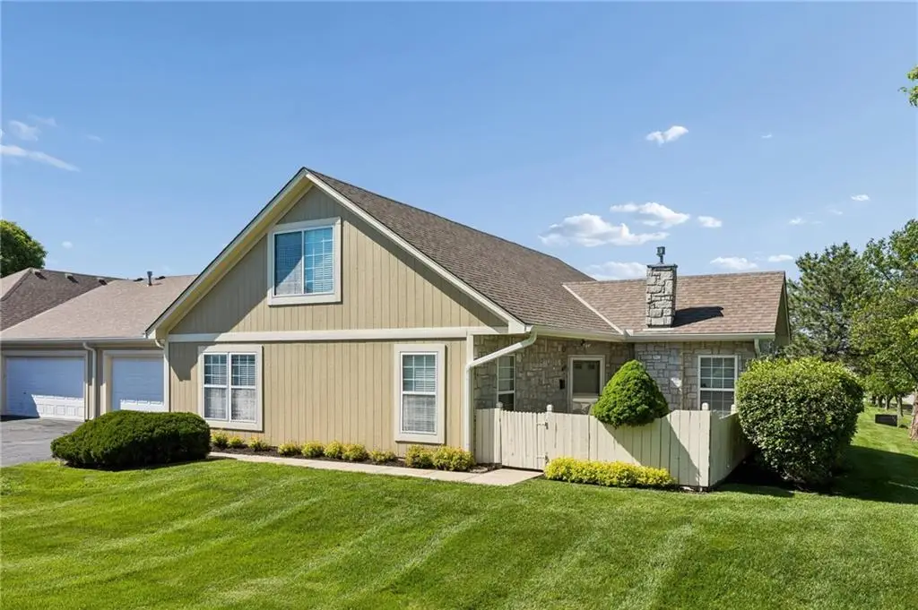 11316 S Pflumm Road, Lenexa, KS 66215 - #1