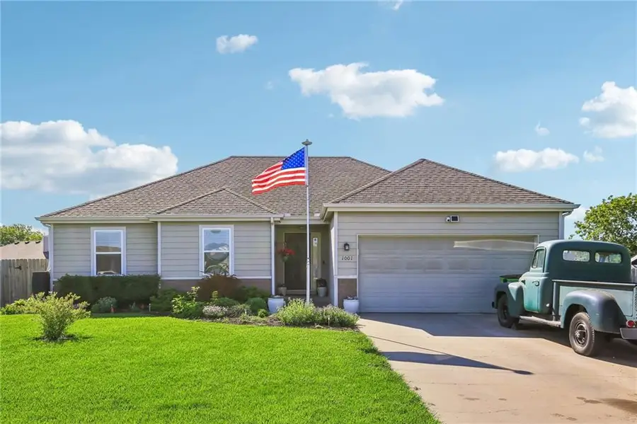 1001 Bluestem Drive, Baldwin City, KS 66006 - #2