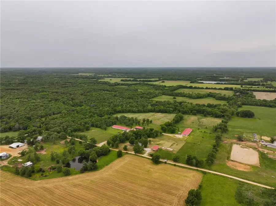 21346 S 2975 Road, El Dorado Springs, MO 64744 - #2