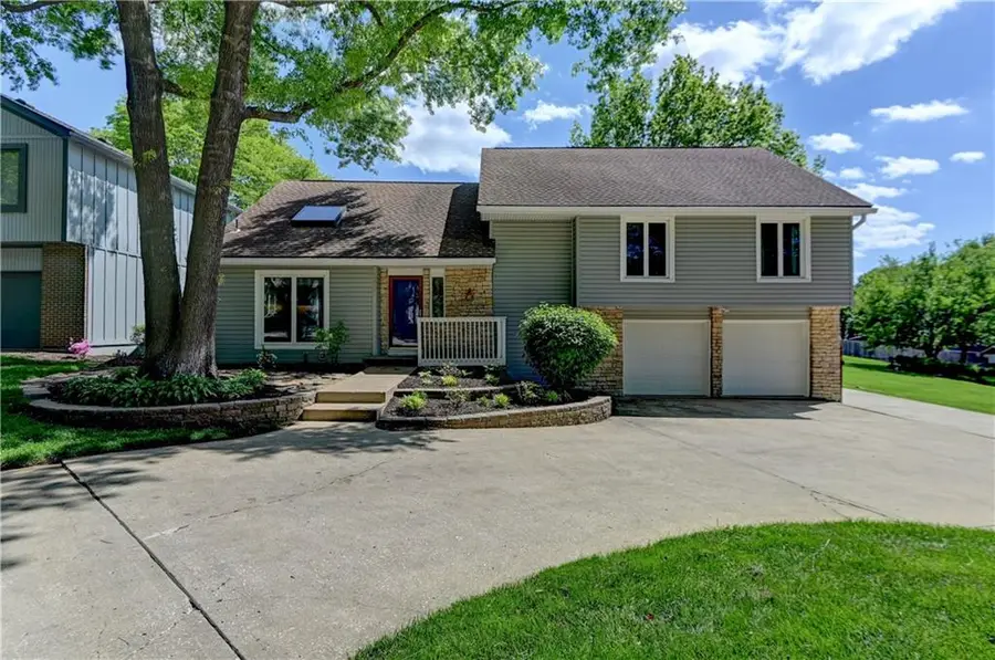 13505 W 78th Street, Lenexa, KS 66216 - #2