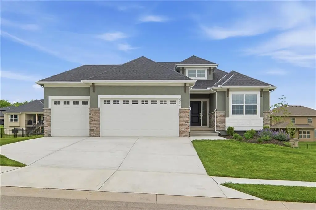 2226 SW Heartland Court, Lees Summit, MO 64082 - #1