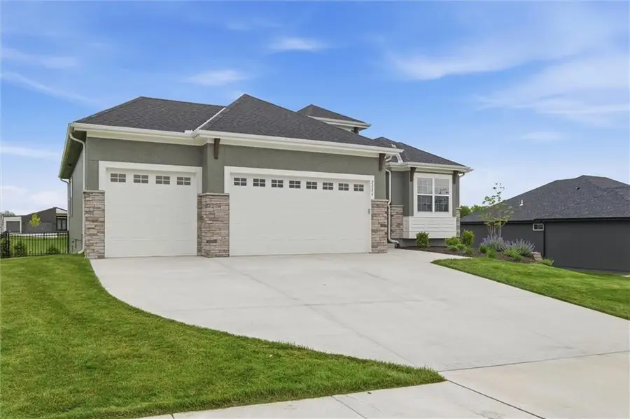2226 SW Heartland Court, Lees Summit, MO 64082 - #3