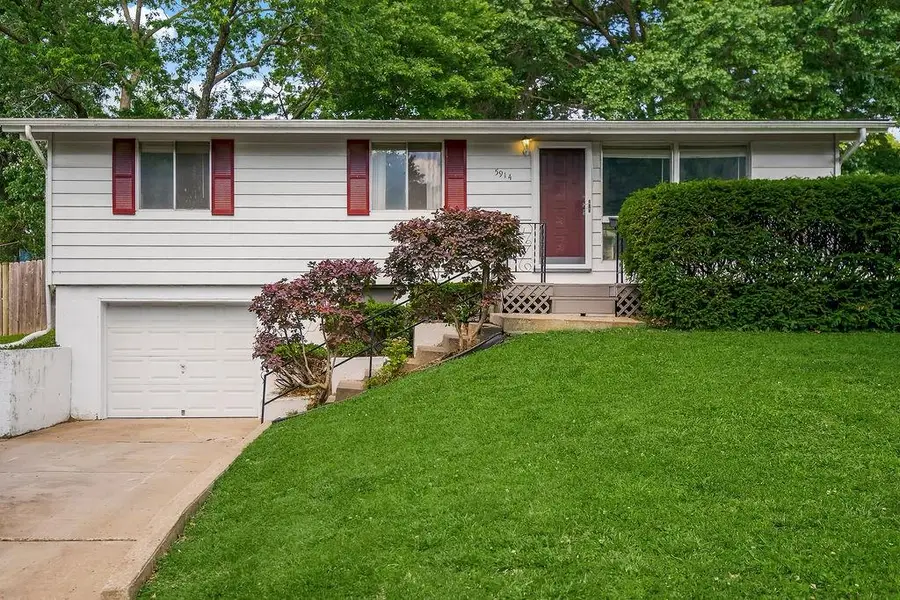 5914 N Euclid Avenue, Kansas City, MO 64118 - #2