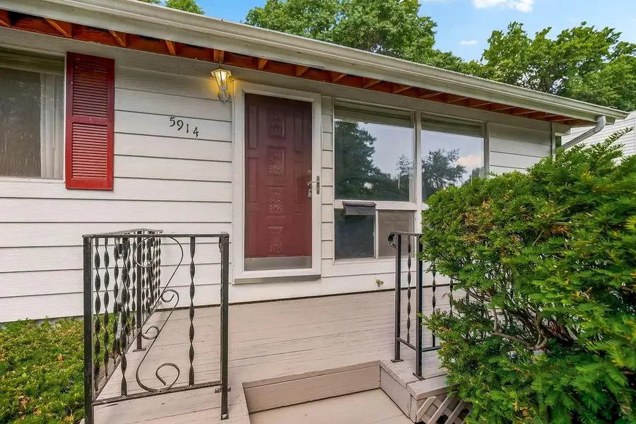 5914 N Euclid Avenue, Kansas City, MO 64118 - #3