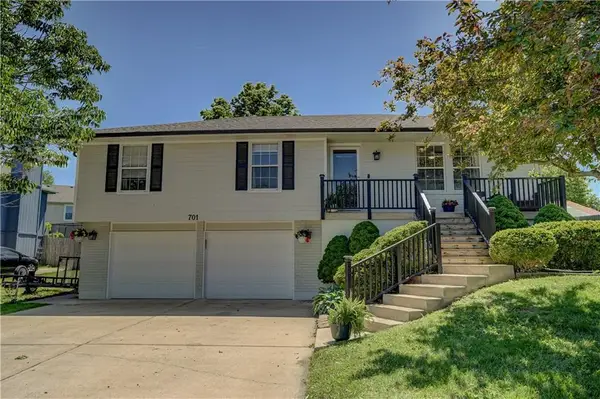 701 SW Nelson Drive, Grain Valley, MO 64029