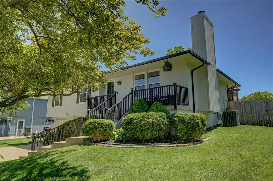 701 SW Nelson Drive, Grain Valley, MO 64029 - #3