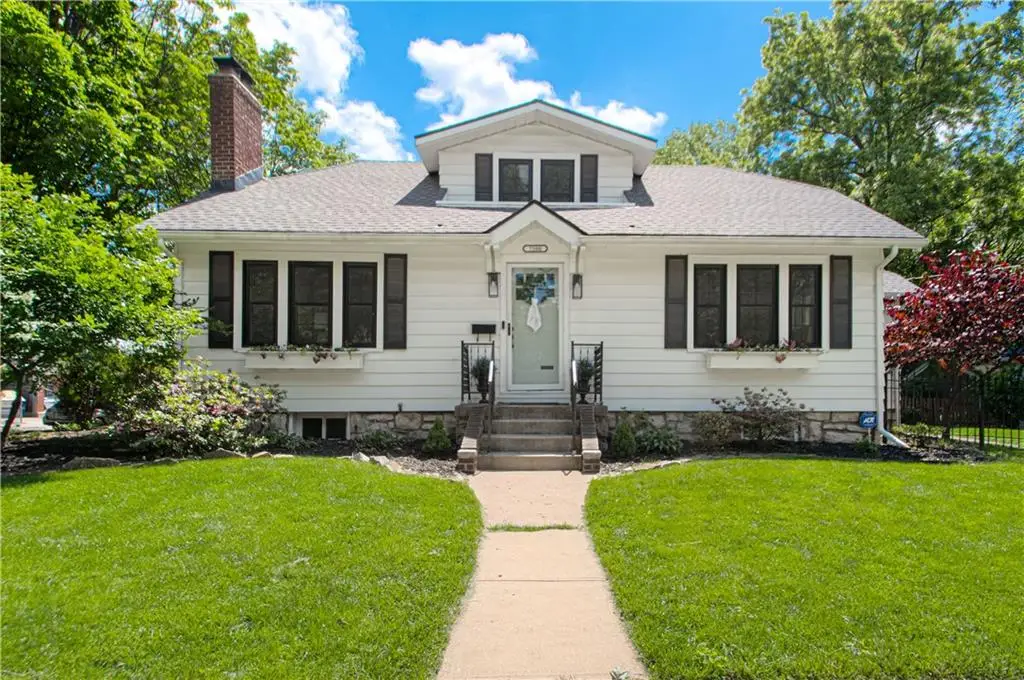 7300 Jefferson Street, Kansas City, MO 64114 - #1