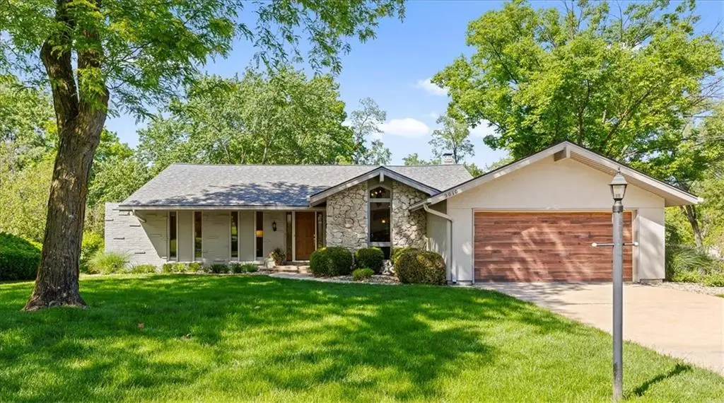 9010 W 104th Terrace, Overland Park, KS 66212 - #1