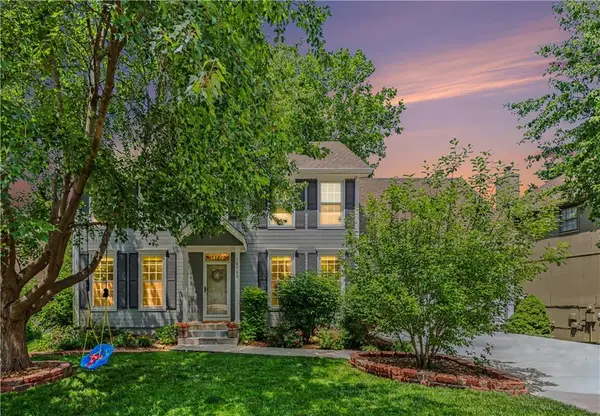 18730 W 115th Terrace, Olathe, KS 66061