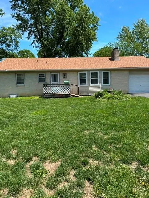 8915 Park Street, Lenexa, KS 66215