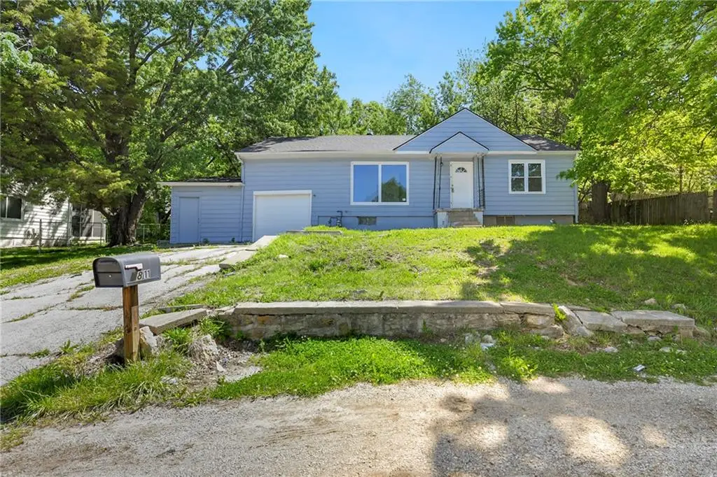 1811 N 48th Street, Kansas City, KS 66102 - #1