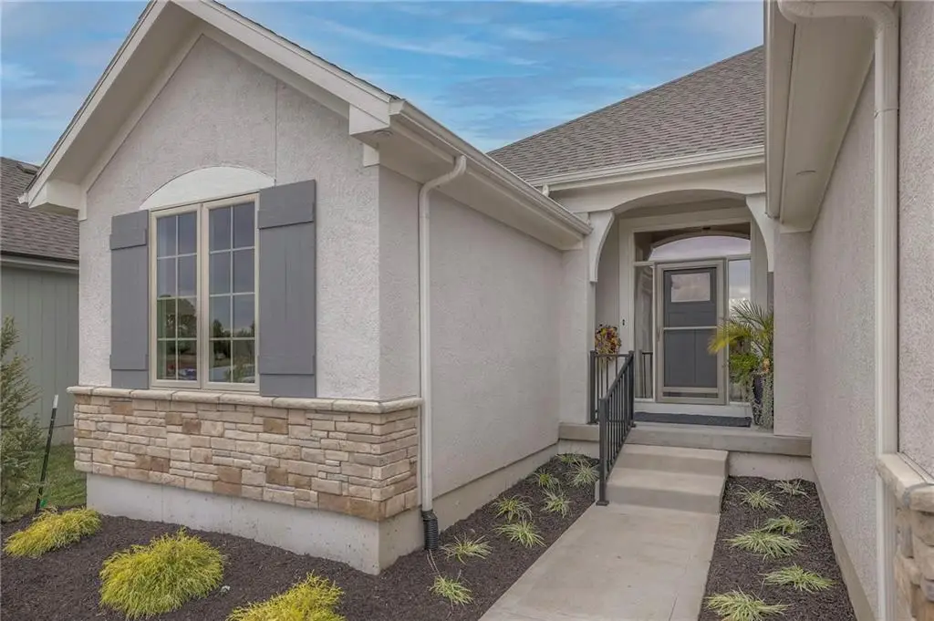 13829 Westgate Street, Overland Park, KS 66221 - #1
