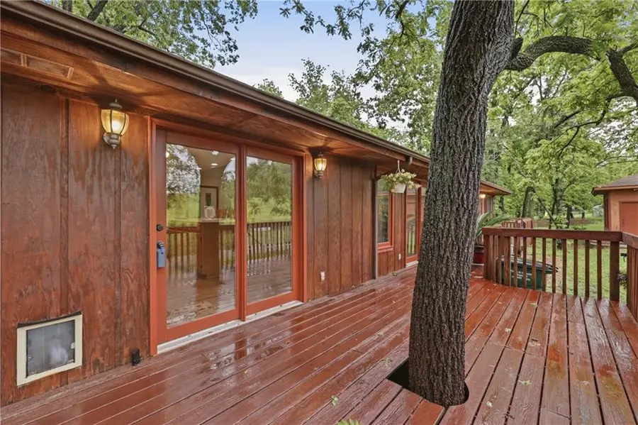 875 Kendall Road, Peculiar, MO 64078 - #3