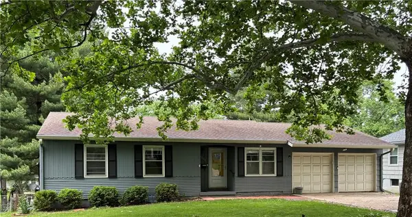 8806 Riley Street, Overland Park, KS 66212