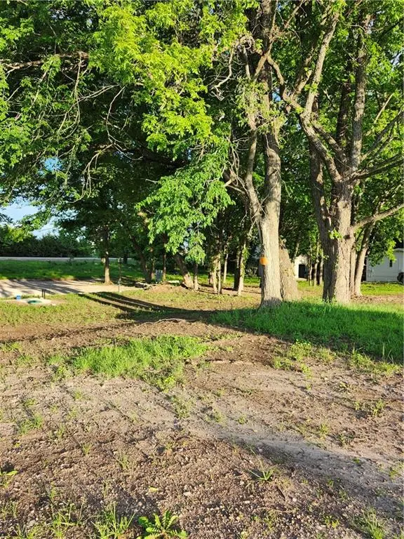 66 & 70 Redwood Lane, Linn Valley, KS 66040 - #1