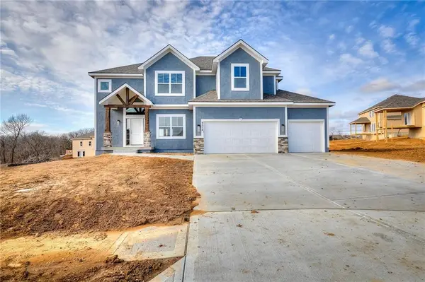 10503 N Highland Place, Kansas City, MO 64155