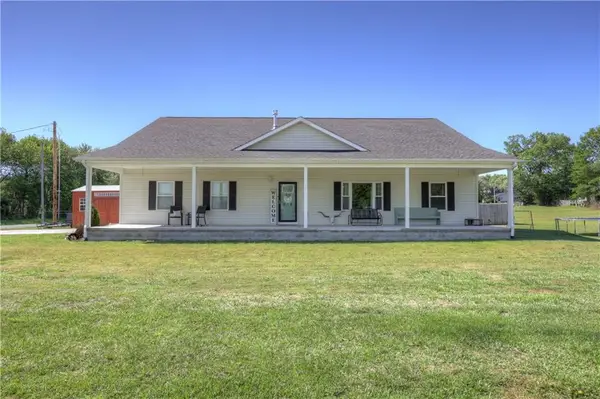 618 N Section Line Road, Scammon, KS 66773