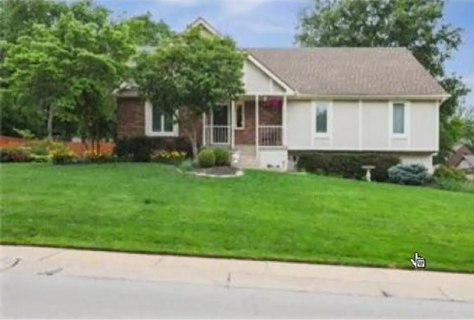 2600 S Cochise Avenue, Independence, MO 64057 - #1