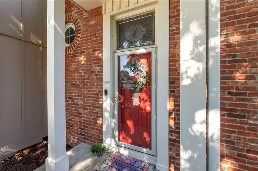 11539 Reeder Street, Overland Park, KS 66210 - #2
