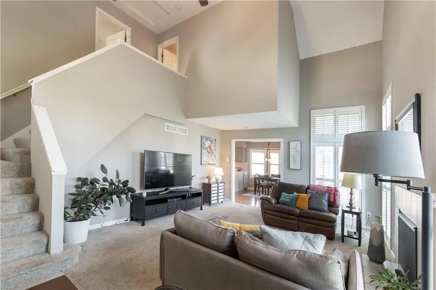 11539 Reeder Street, Overland Park, KS 66210 - #3