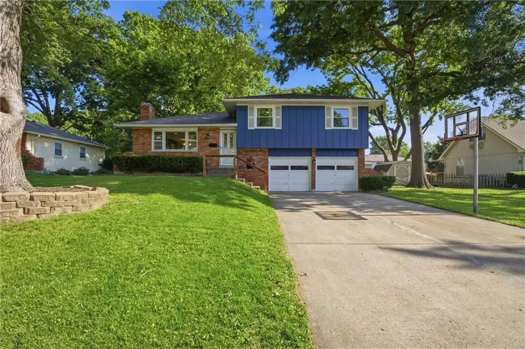 11216 W 71st Street, Shawnee, KS 66203 - #1