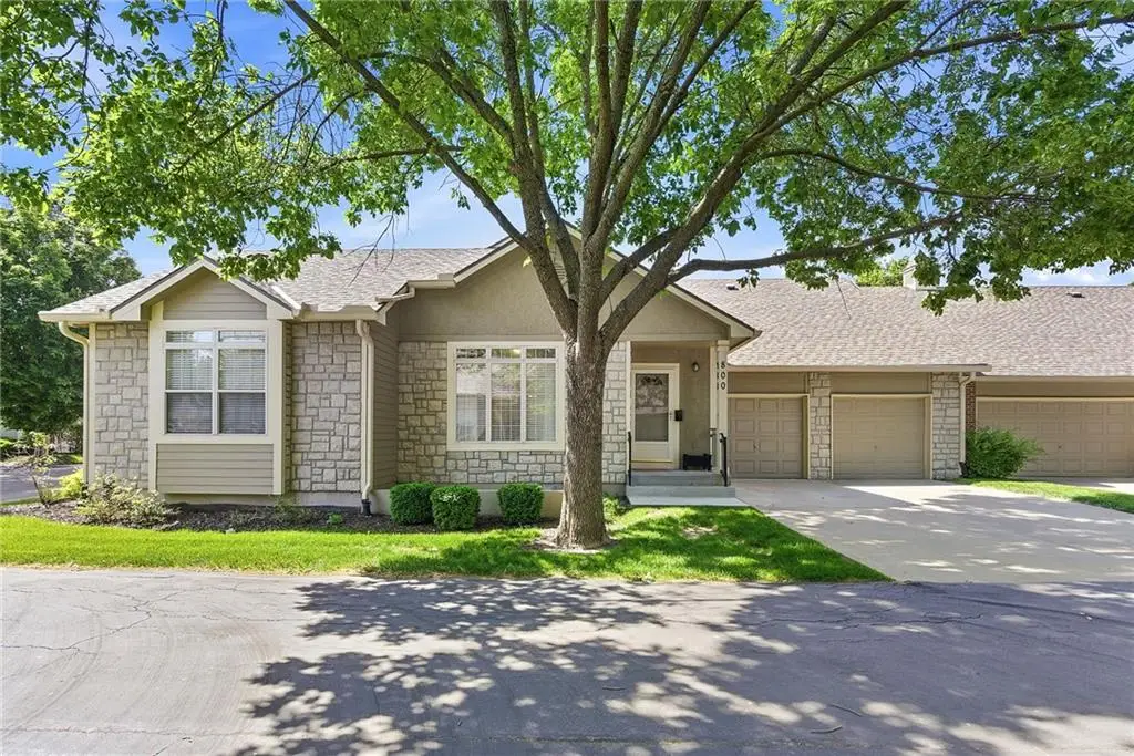 15732 S Sunset Drive #800, Olathe, KS 66062 - #1