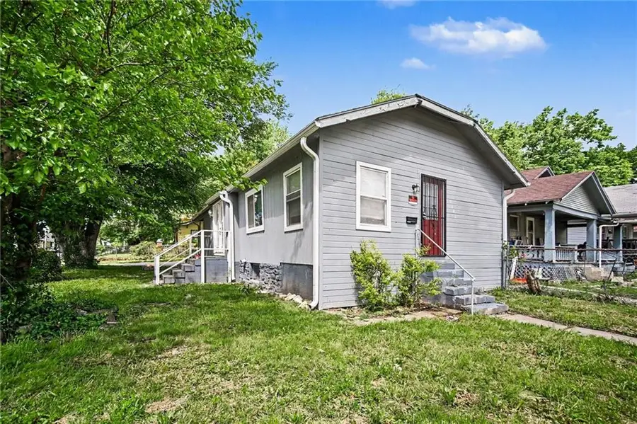 5942 Wabash Avenue, Kansas City, MO 64130 - #2