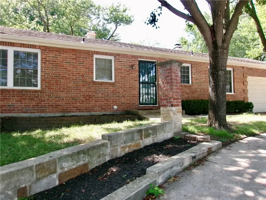 8308 State Line Road, Leawood, KS 66206 - #3