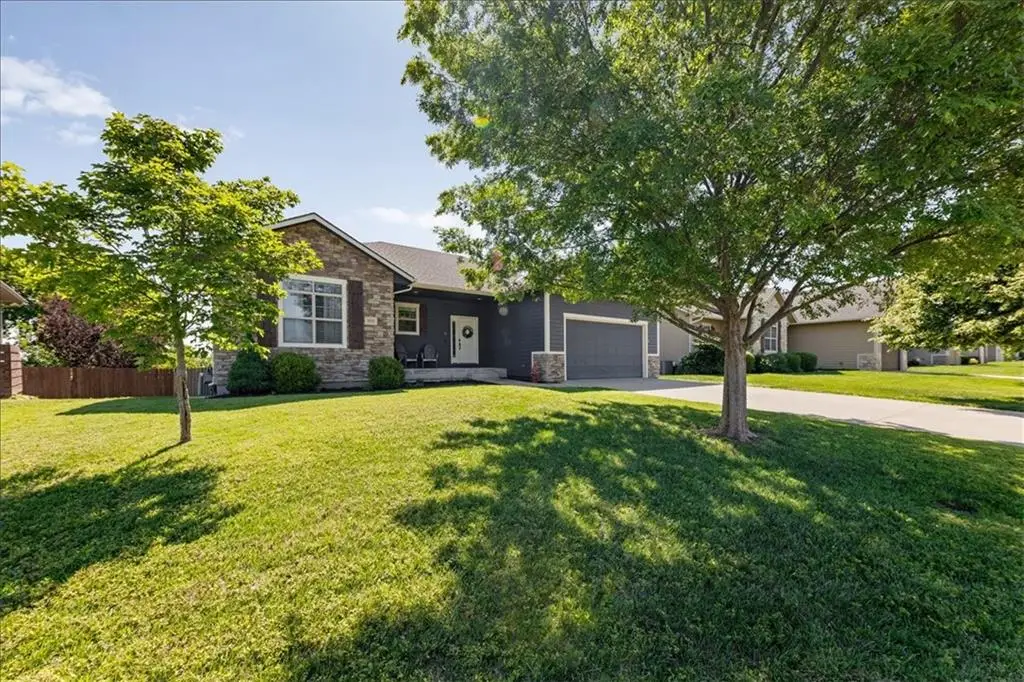 622 N Wren Drive, Lawrence, KS 66049 - #1