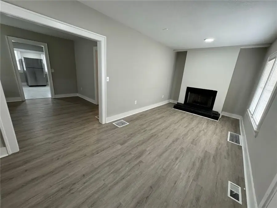 4509 Benton Boulevard, Kansas City, MO 64126 - #3
