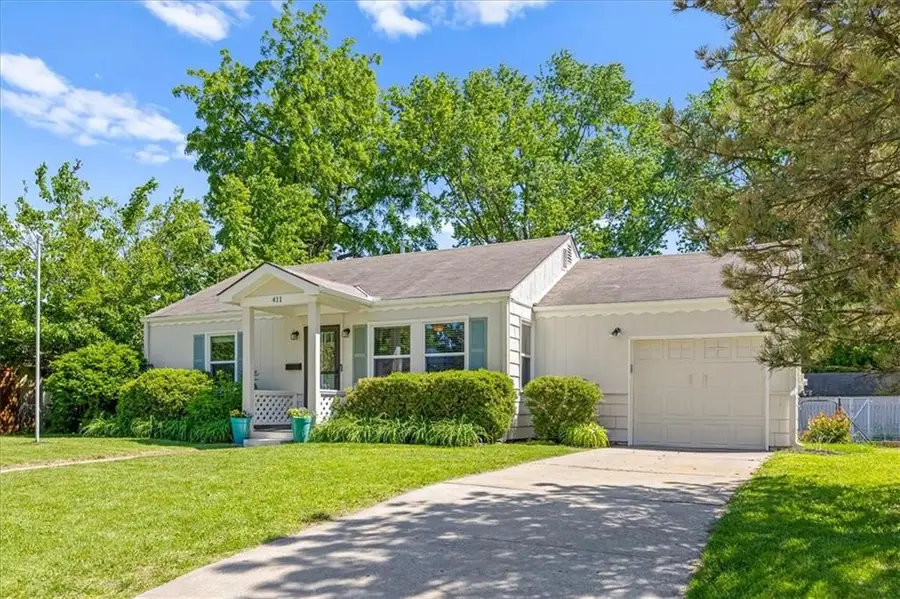 411 W 88th Street, Kansas City, MO 64114 - #2