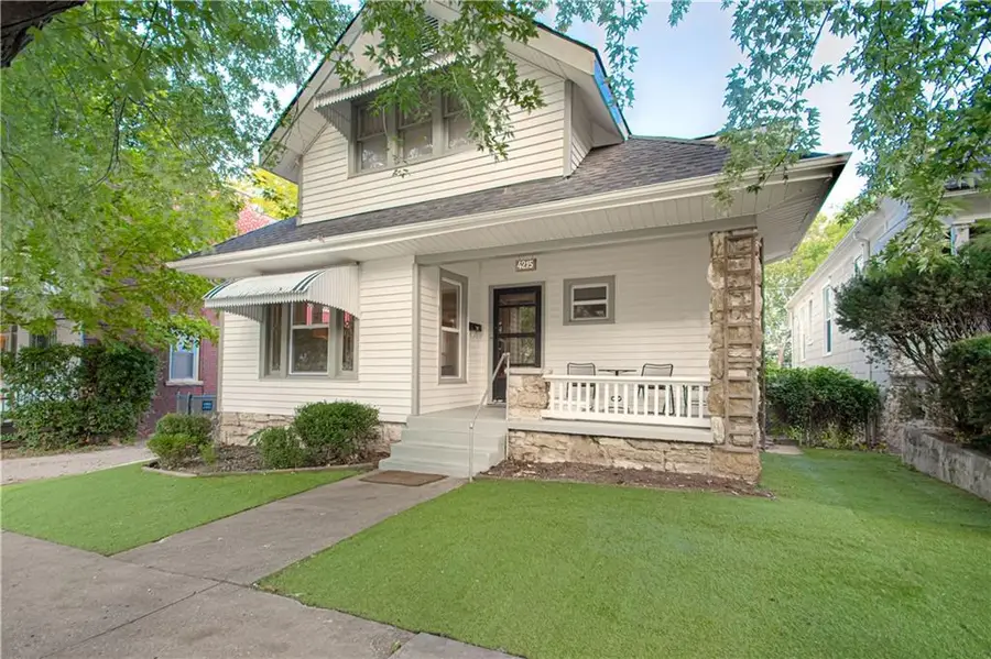 4215 Oak Street, Kansas City, MO 64111 - #3