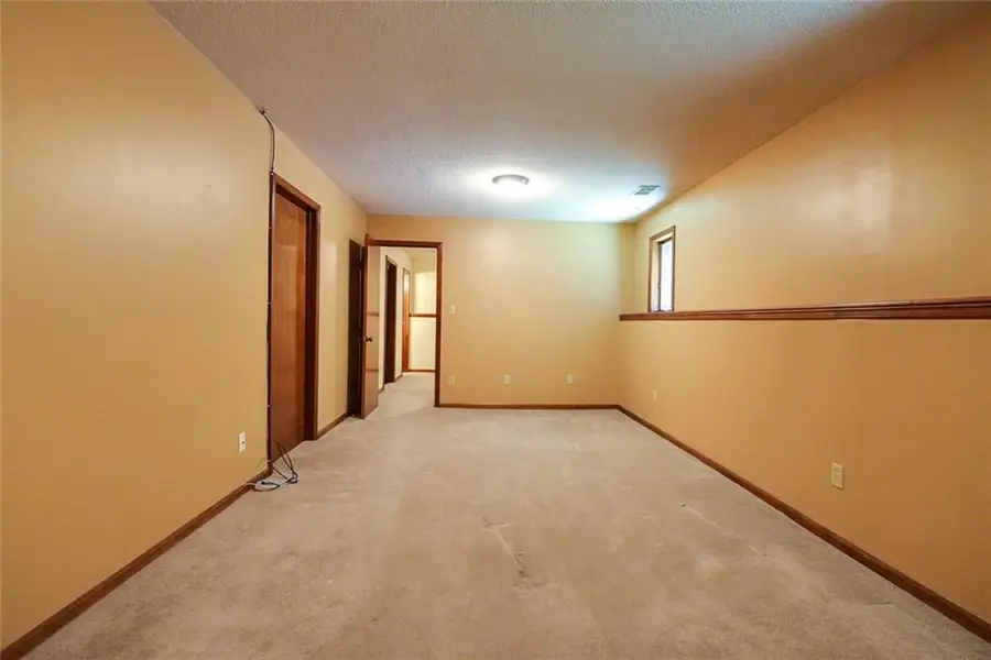2811 Englewood Terrace, Independence, MO 64052 - #2