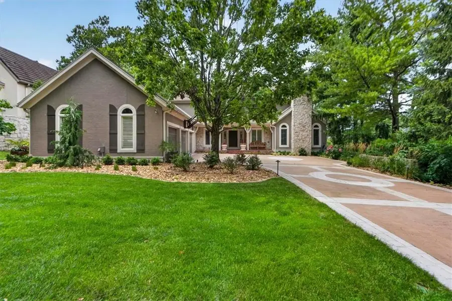 5226 Mercier Street, Kansas City, MO 64112 - #3