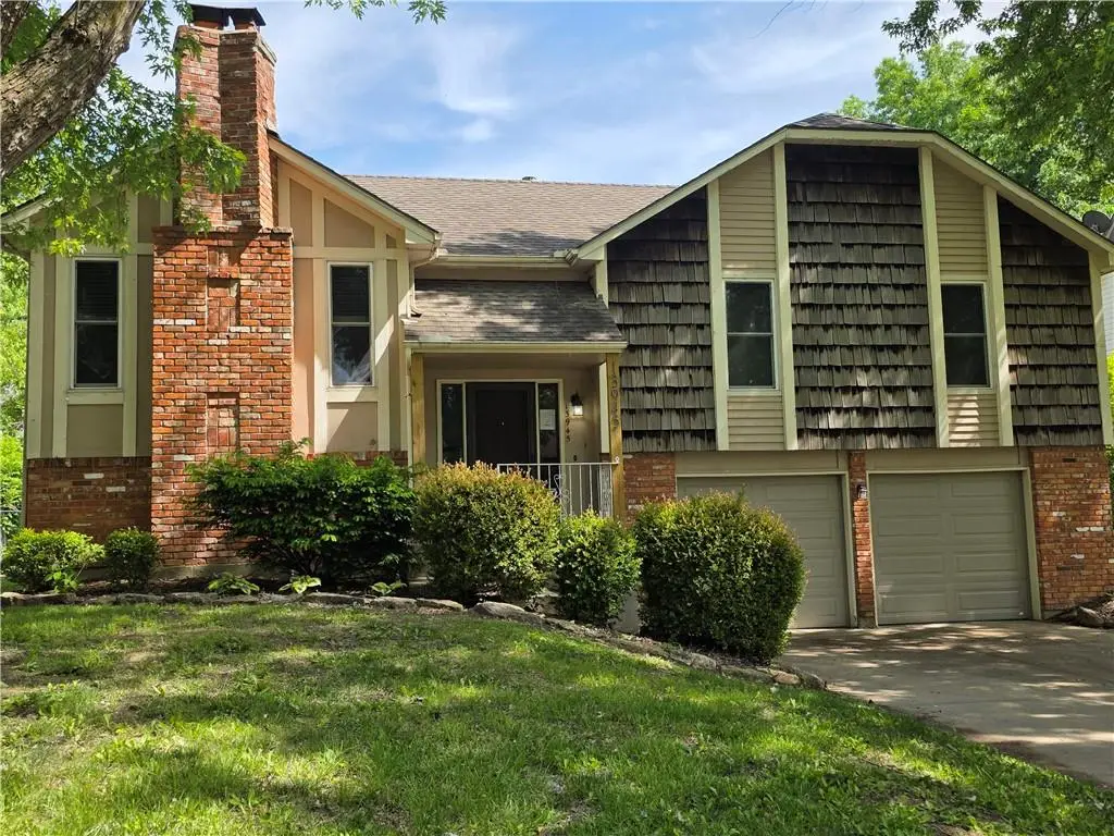13945 S Summertree Lane, Olathe, KS 66062 - #1