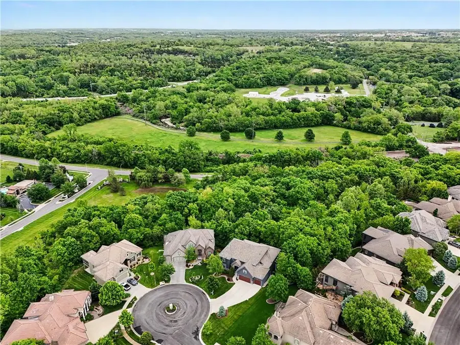 8831 Vista Drive, Lenexa, KS 66220 - #2