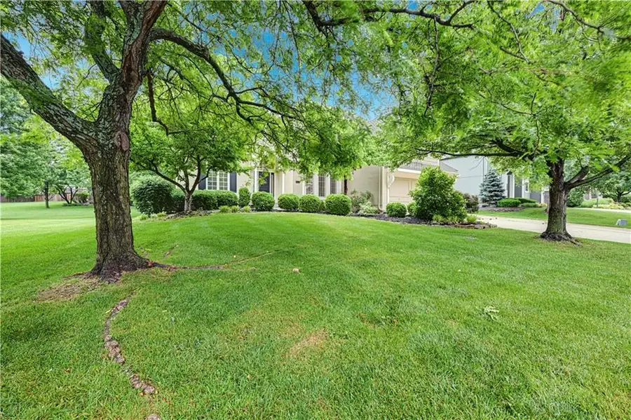 14111 Cody Street, Overland Park, KS 66221 - #2