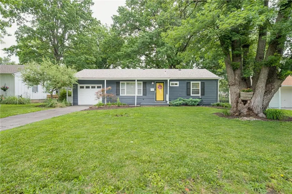 7323 Maple Street, Overland Park, KS 66204 - #1