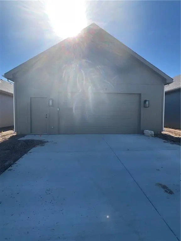 1600 Cottonwood Creek Avenue #8, Kearney, MO 64060 - #2