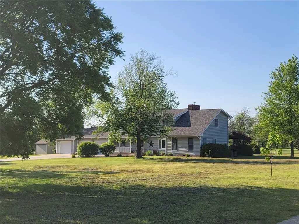 21 Golfview Drive, Fort Scott, KS 66701 - #1